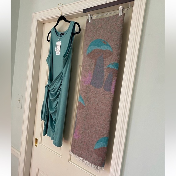 Jet Set Front Side Tie Dress Light Teal Green Medium + Teal Travel Blanket SET 2 - Picture 9 of 14